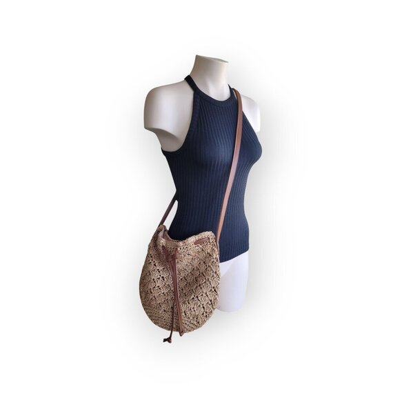 BTB LOS ANGELES Crossbody Straw Bag, New Without Tags - Picture 8 of 14